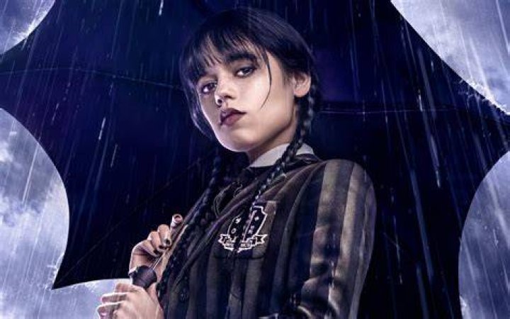 Mercoled&igrave; Addams, la serie. Chi &egrave; Hunter Doohan, fresco sposo di