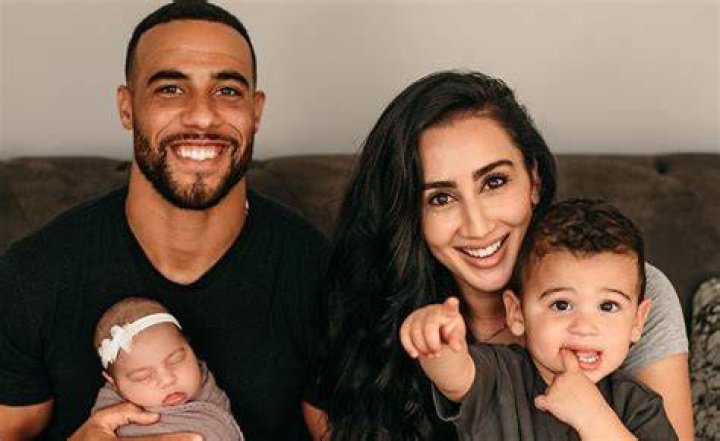 Micah Hyde family, wife, children, parents, siblings