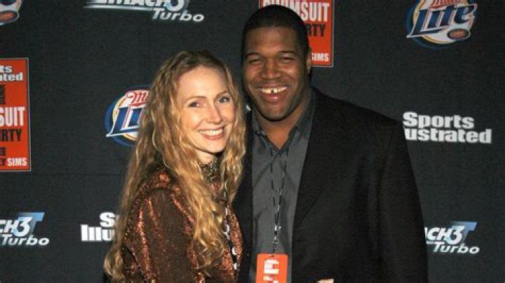 Michael Strahan Accuses ExWife of Physically and Emotionally Abusing Daughters Report