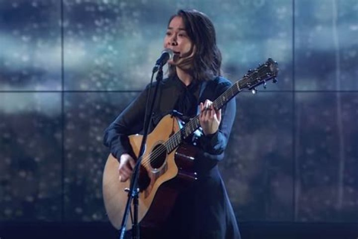 Mitski Talks New Album, Performs ‘Geyser’ on ‘The Daily Show