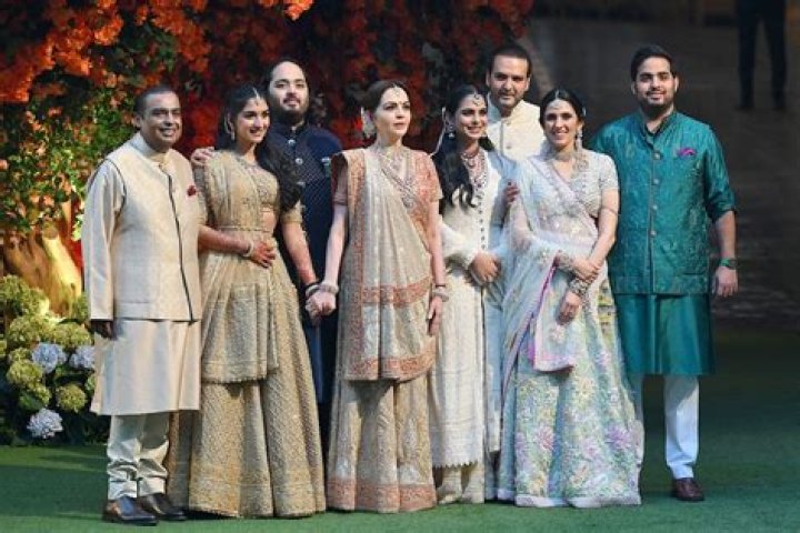 Mukesh Ambani's youngest, Anant Ambani, engaged to Radhika Merchant 5