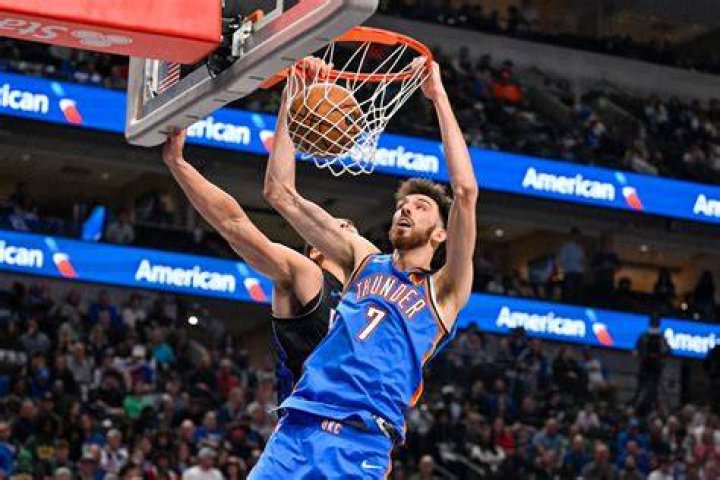 NBA World Reacts To Chet Holmgren's Height Listing The Spun What's