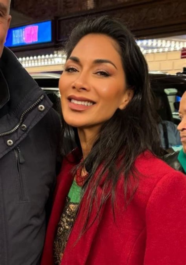 Nicole Scherzinger poses with her blonde sister Keala in rare family