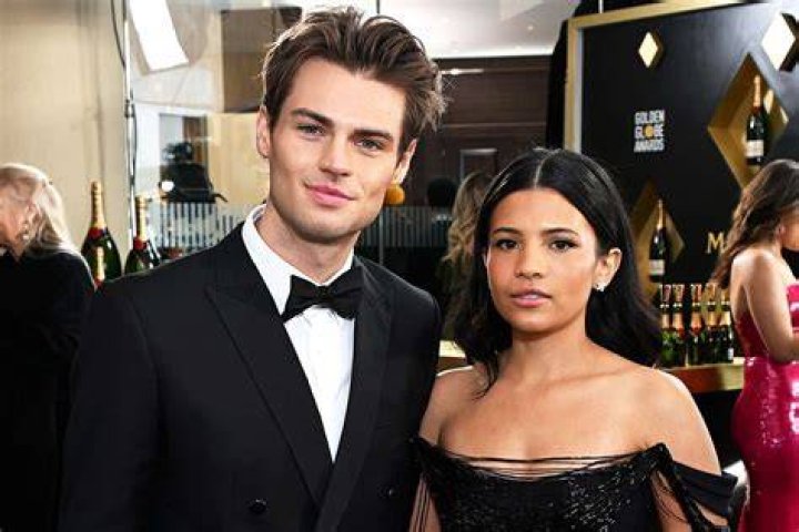 Nikki Rodriguez Noah Lalonde Girlfriend