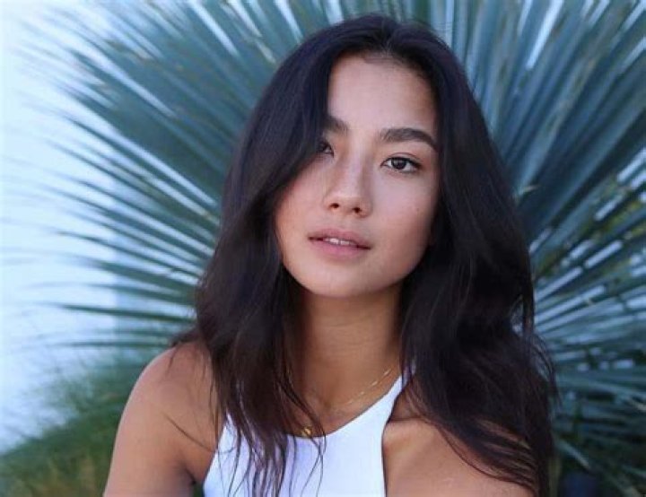 Noelle Leyva Age, Height, Biography, Wiki, Net Worth, Boyfriend, Vlogs
