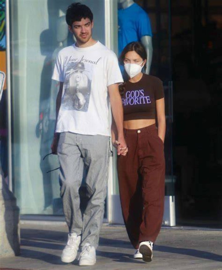 Olivia Rodrigo Shares a Kiss with New Boyfriend Adam Faze Days After