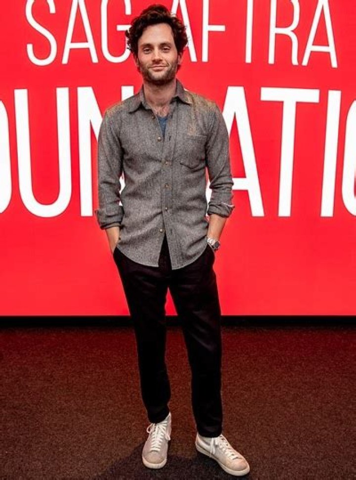 Penn Badgley Height, Weight and Body Measurements