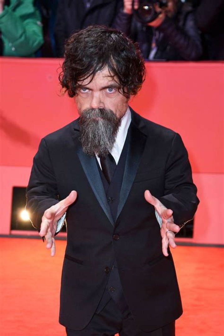 Peter dinklage with his magical levitating daughter. 9GAG