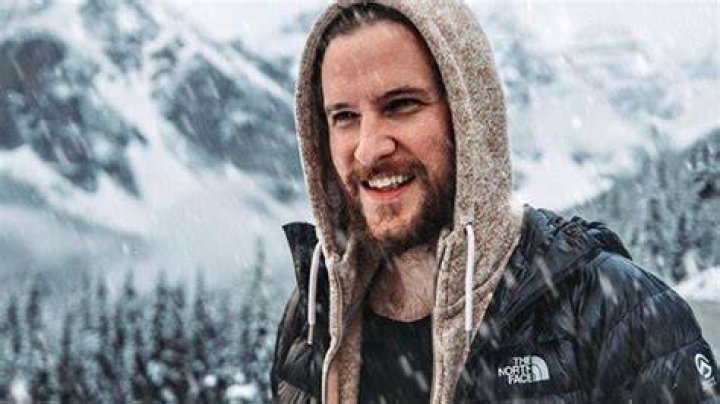 Peter McKinnon Age, Net Worth, Wife, Family, Height, Nationality & More