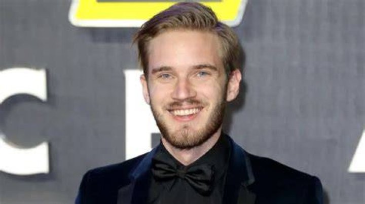 PewDiePie Biography, age, net worth, girlfriend,