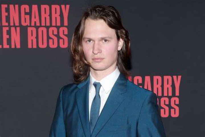 Pin by 𝘨𝘳𝘢𝘤𝘦 on ansel elgort Ansel elgort, Actors, The fault in