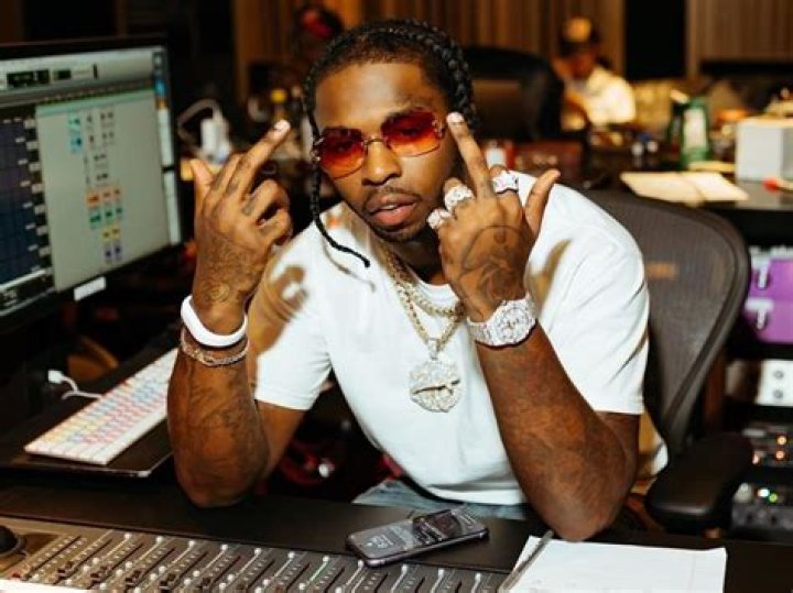 Pop Smoke Death, Family, Girlfriend, Net Worth, Songs & Awards