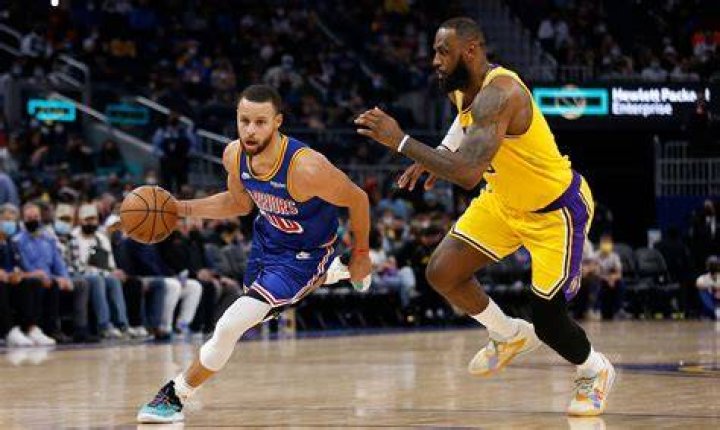 Pro basketball player Óscar Cabrera Adames dies of heart attack after