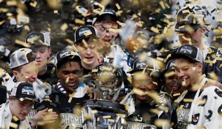 Purdue Basketball's Zach Edey Invited to Canada National Team Tryouts