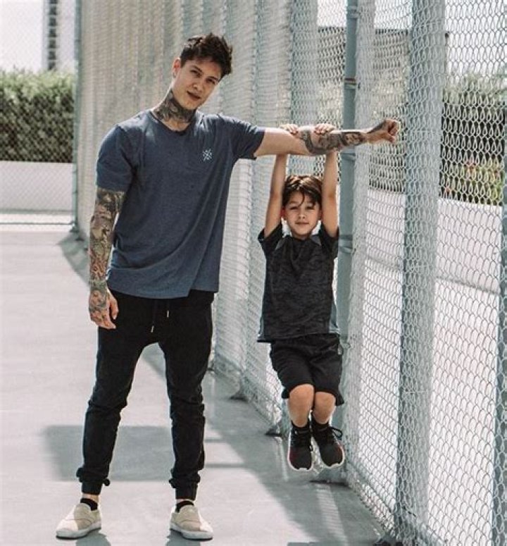 Quick Celeb Facts Chris Heria Wiki, Age, Wife, Net Worth, Height