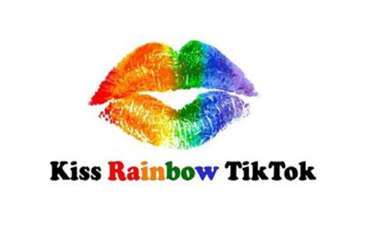 Rainbow Kiss Meaning On TikTok Explained BrunchVirals