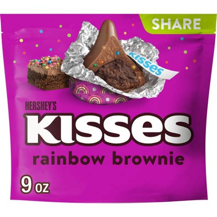 Rainbow Kisses Tue, Jul 20 7PM at Boca Park