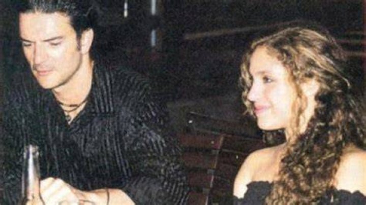 Ricardo Arjona wife or partner: Who is Leslie Torres?