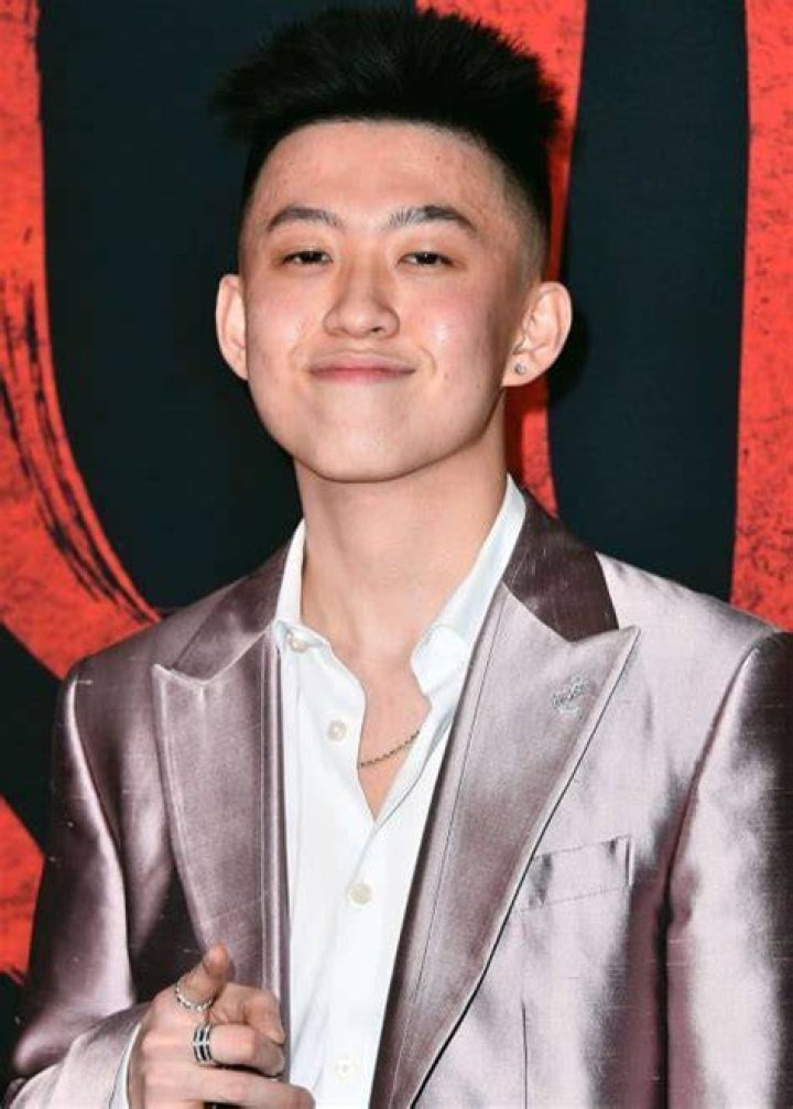 Rich Brian Height, Weight, Age, Family, Facts, Education, Biography