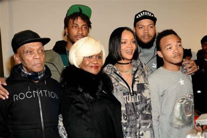 Rihanna Siblings Meet Kandy, Samantha, Jamie, Rorrey, And Rajad TRAN
