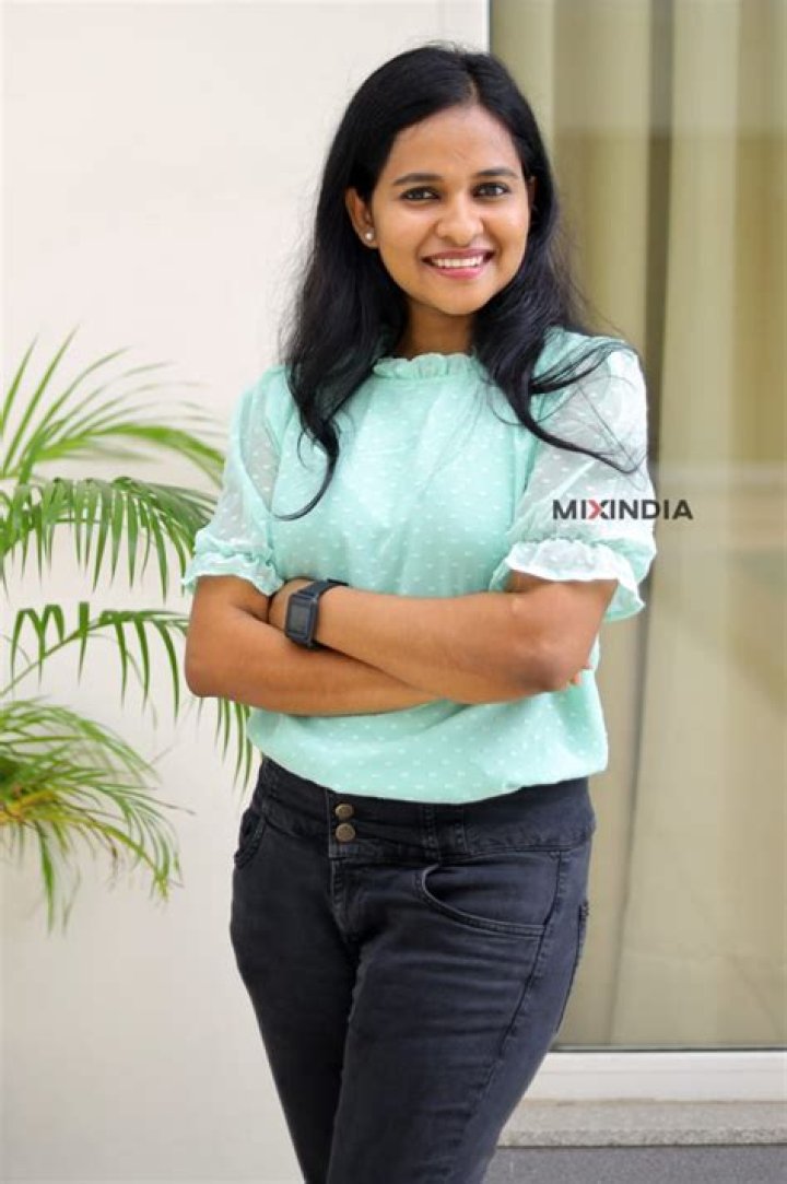RJ Nilja wiki Biography Height Net Worth images Profile LabuWiki