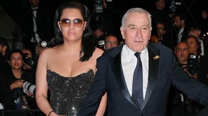 Robert De Niro nimmt Tiffany nach Geburt mit auf ein Event!