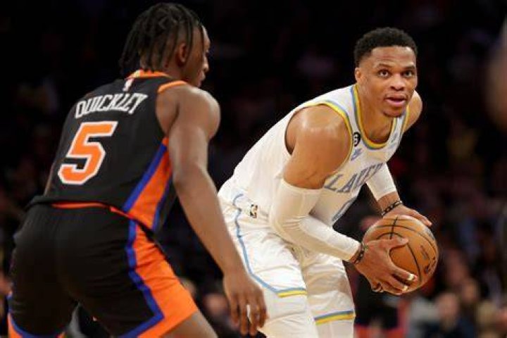 Russell Westbrook’s brother seemingly takes issue with his benching in