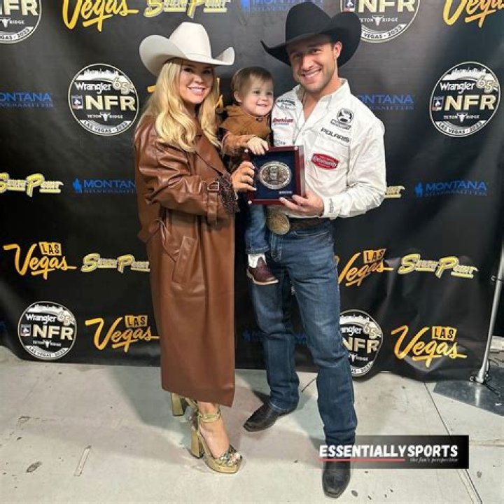 Sage Kimzey And Wife Alexis Bloomer Age Difference How Old Are They