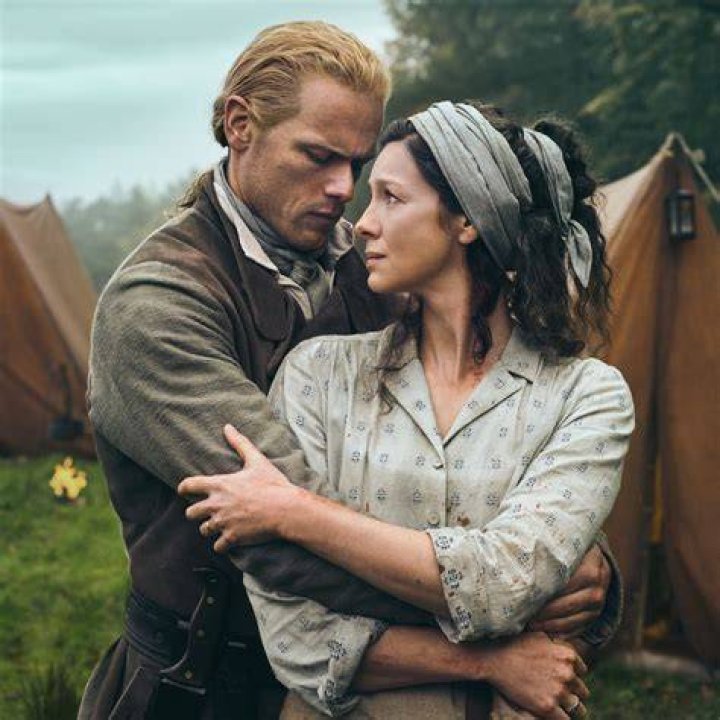 Sam Heughan's Shirtless Workout Photos Are So Sexy Photo 3933140