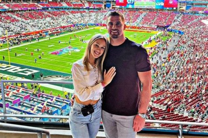 Sam Hubbard family, wife, children, parents, siblings