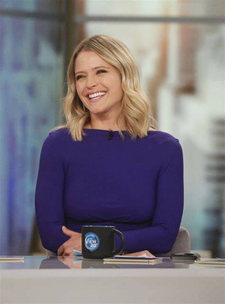 Sara Haines' hilarious advice to her younger self on getting married