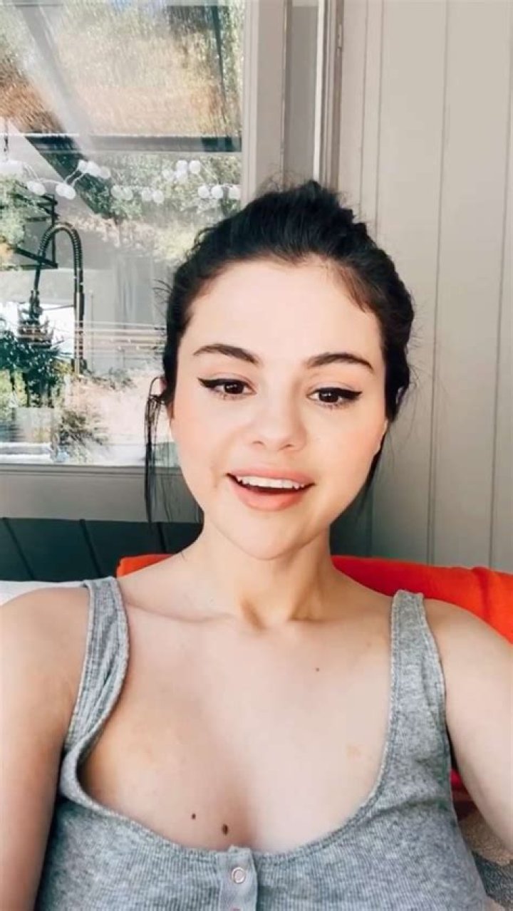 Selena Gomez Social Media Pics 4/20/2016 &bull; CelebMafia