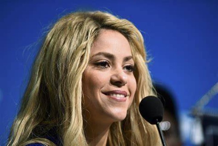 Shakira Car Accident 2023 | Death Hoax Debunked, Health Update