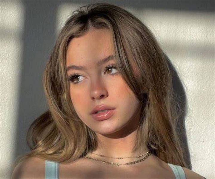 Sierra Cabot Wiki Biography Age Height Info Onlyfans Net Worth Hot