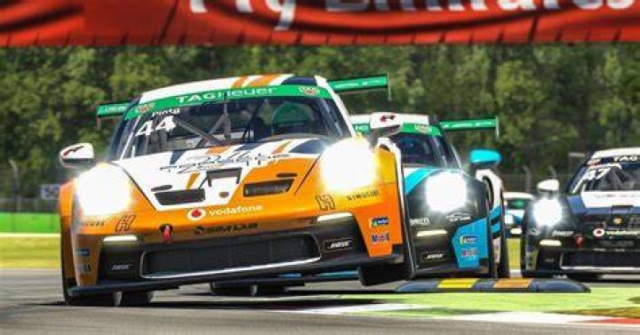 Simracing Dinesh Pinto