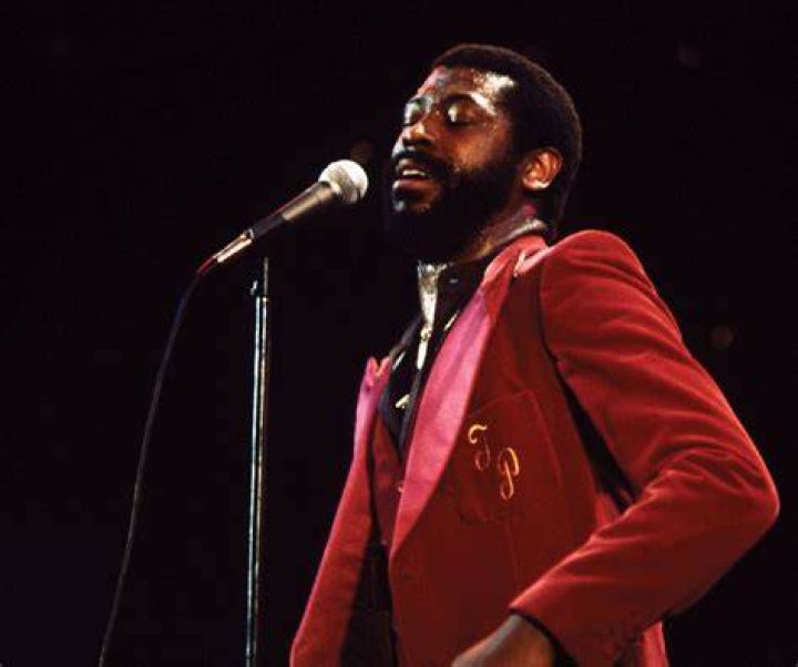 Singer Teddy Pendergrass, a star dimmed by tragedy, is dead at 59