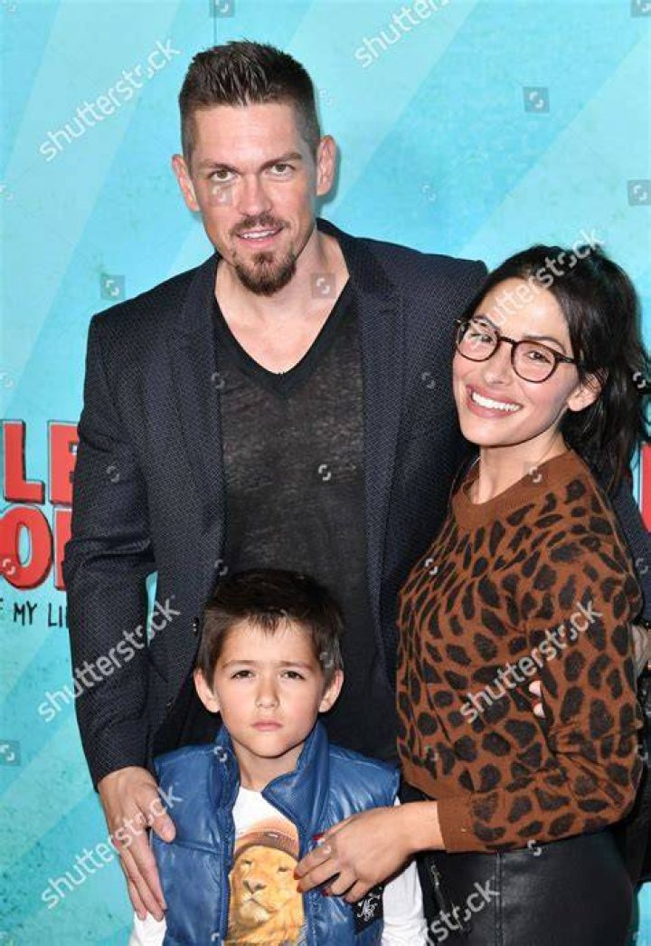 Steve Howey Son