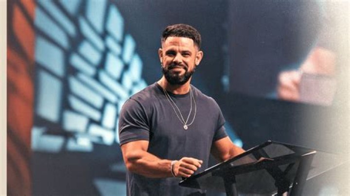 Steven Furtick Net Worth, Salary, Age, Height, Bio, Family, Career, Wiki