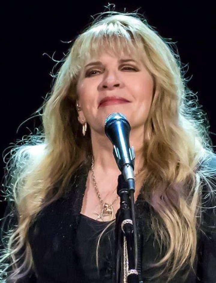 Stevie Nicks Bio, Net Worth, Married, Husband, Relationships, Family