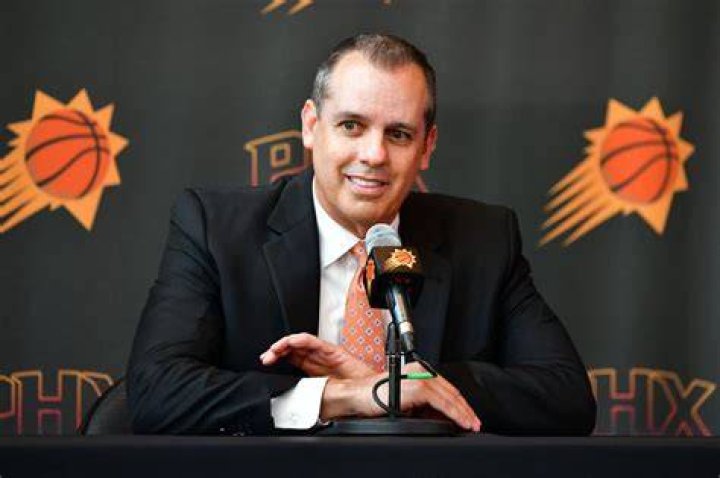 Suns New Coach Frank Vogel Kids Meet Arianna And Alexa Vogel