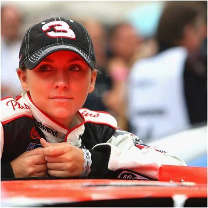 Taylor Nicole Earnhardt Net Worth Net Worth Post