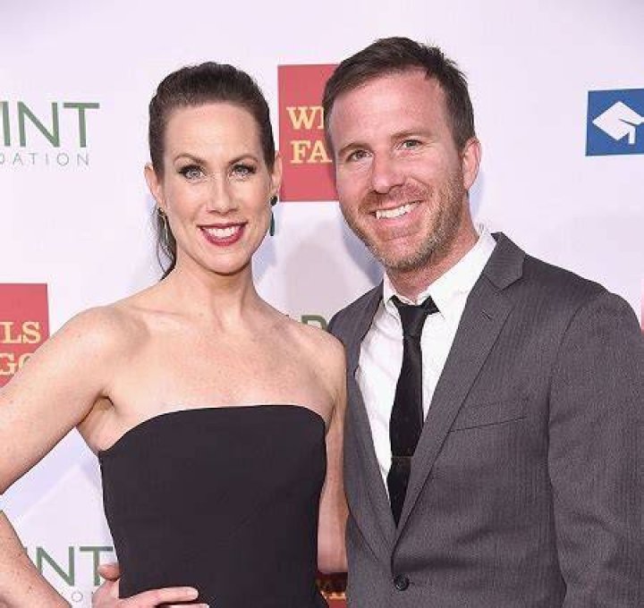 The 46 aged Justin Hagan is married to Younger actress Miriam Shor