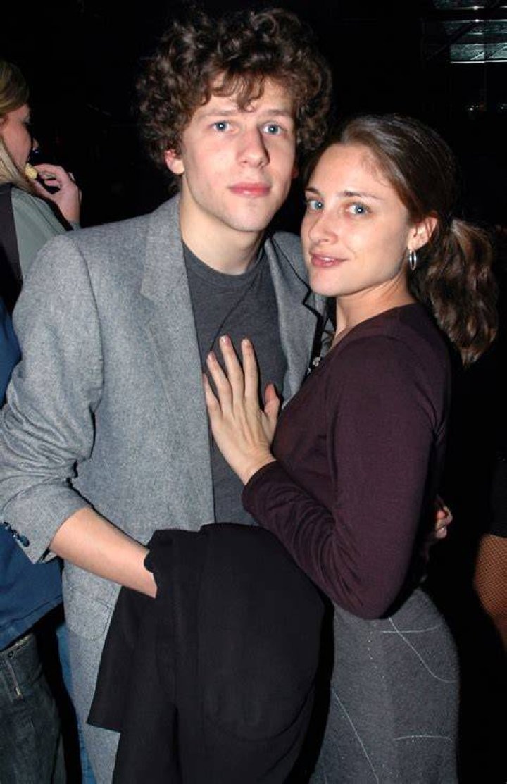 The Married Couple, Anna Strout & Jesse Eisenberg Are Raising A Baby Boy, Banner After On-And-Off Relationship