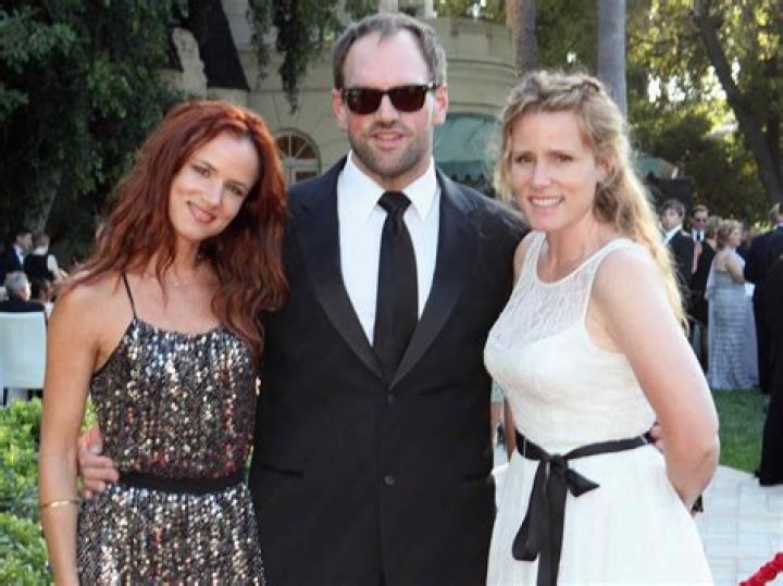 The Untold Story of Juliette Lewis’s Huge Family, How They Are Connected to Brad Pitt and Ethan Suplee |