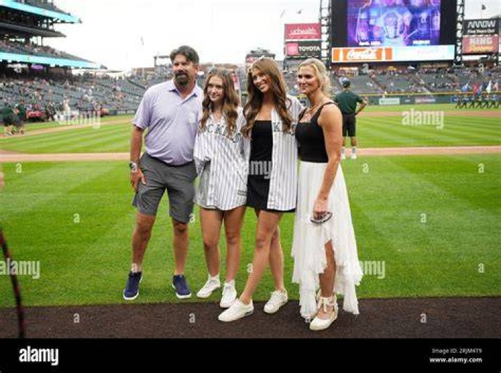 Todd Helton Daughters Tierney & Gentry Helton With Wife Christy