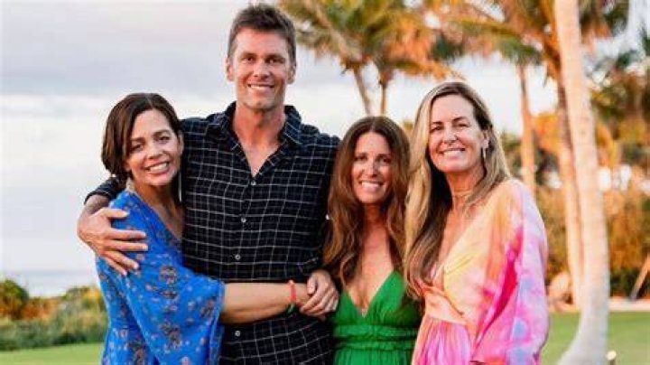 Tom Brady Sisters | Meet The Superstar Quarterback's Sisters