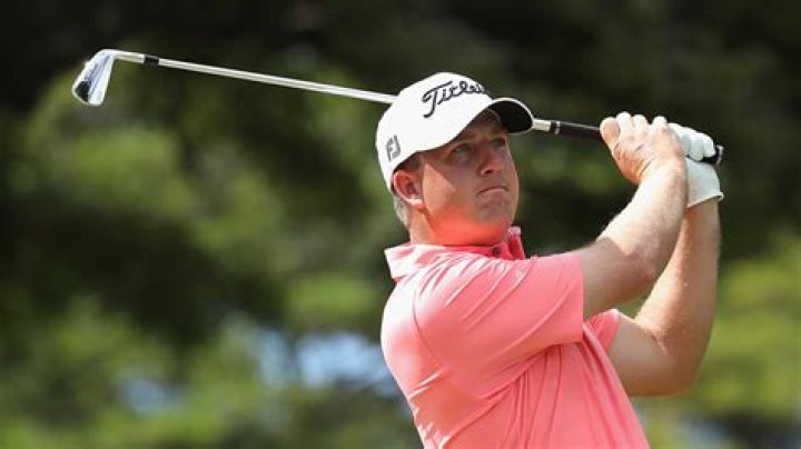 Tom Hoge Stays On A Roll At Sanderson Farms Dog Leg News