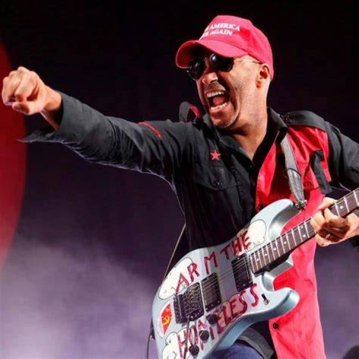 Tom Morello&rsquo;s Rage Against Injustice &lsquo;Hunger And Poverty Are Not Acts