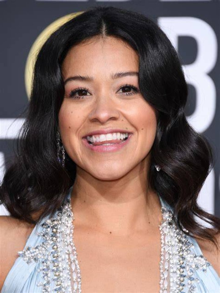 Top 30+ imagen gina rodriguez ethnic background thpthoangvanthu.edu.vn