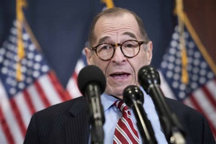 Top Democrat 'More than circumstantial evidence' of Trump associates